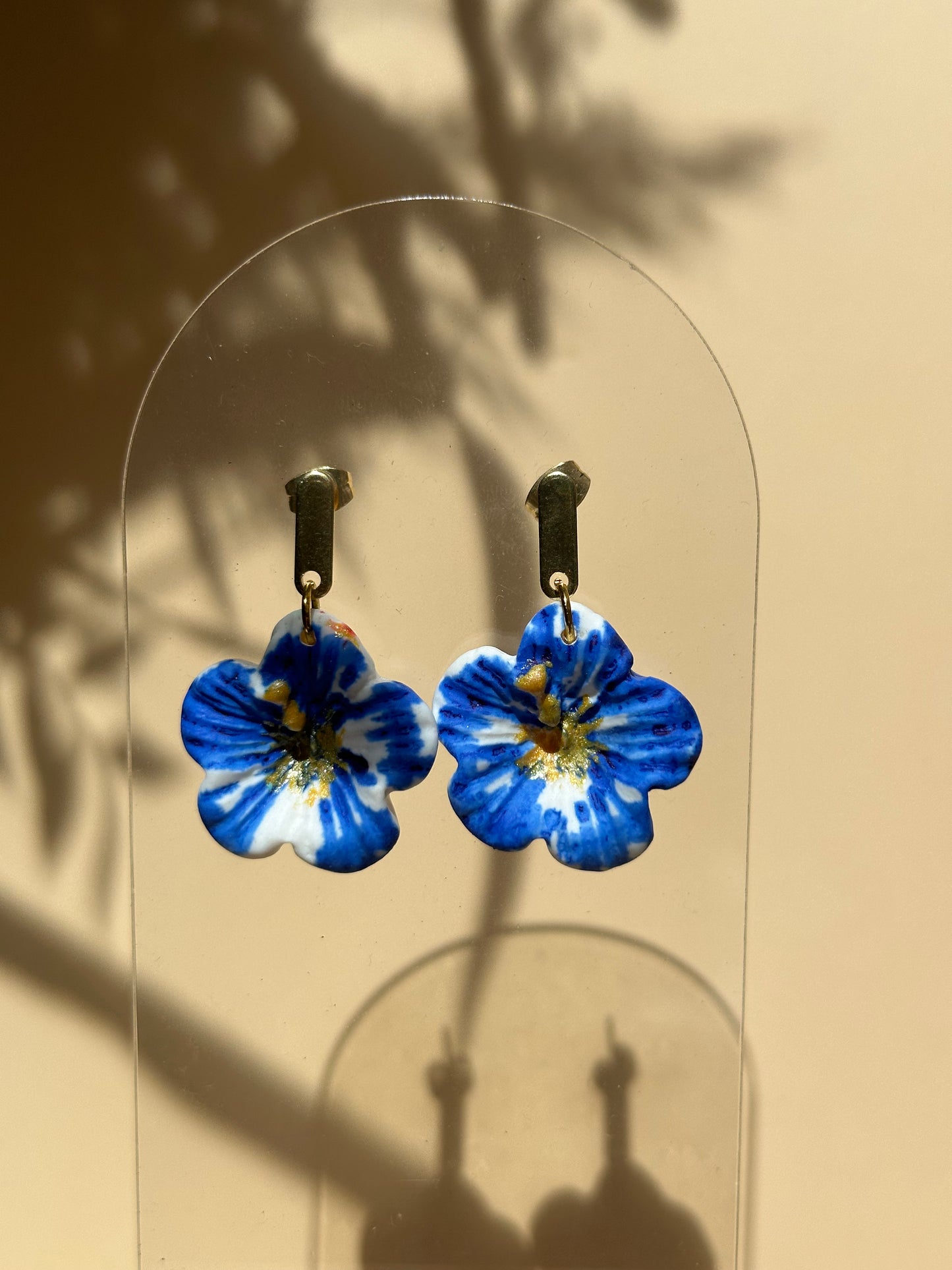 Baby Hibiscus pendante coulée bleue