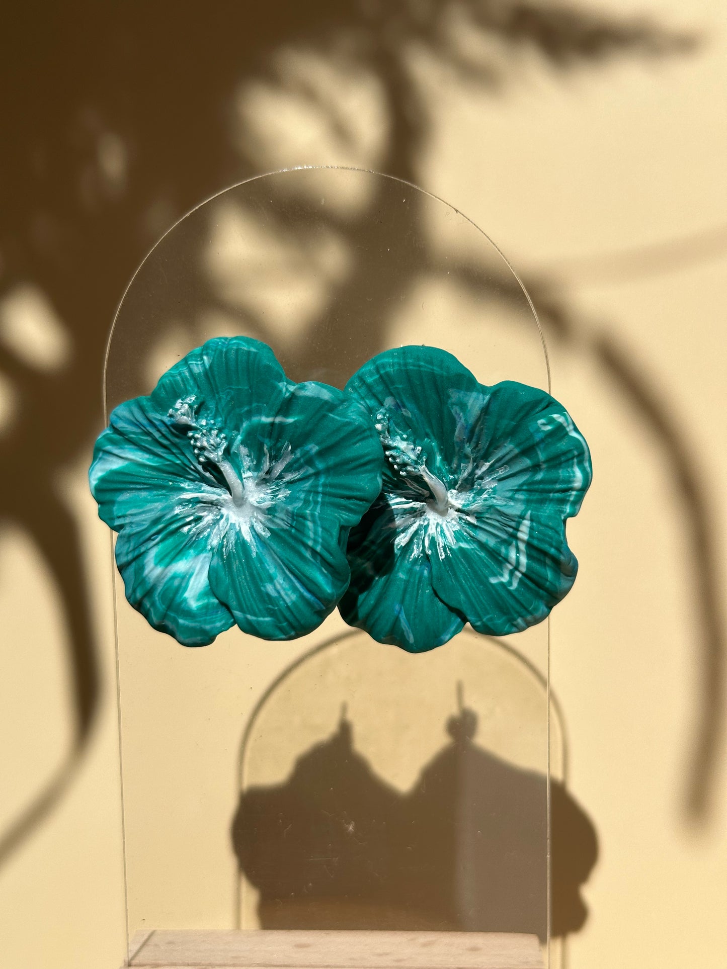 Mama Hibiscus turquoise